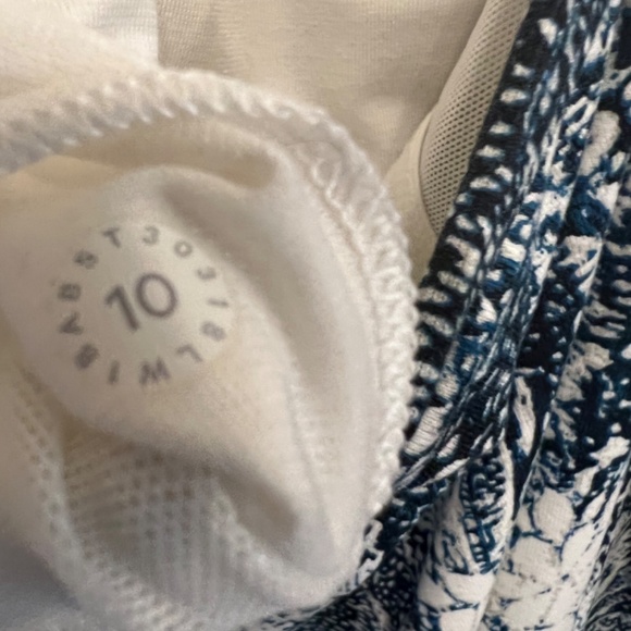 Lululemon Power Y Tank *Luon Wildwood Multi-10 - Picture 4 of 6